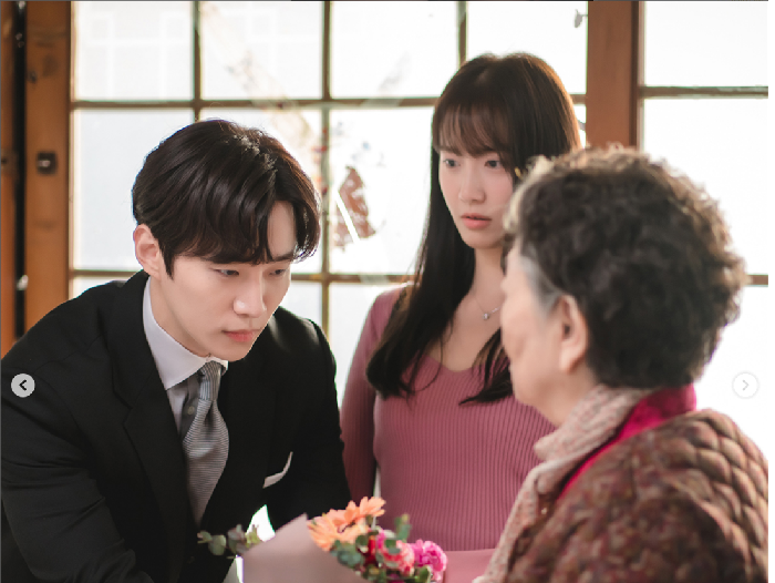 King The Land Episode 6