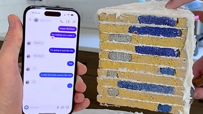 Kue ulang tahun motif bar chat Instagram
