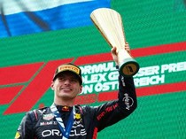 Leclerc: Verstappen Balapan Sendirian, Tak Ada yang Setara