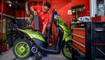 Melihat Bengkel Konversi Motor Listrik di Bandung