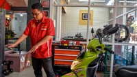 Konversi motor tersebut dipatok dengan harga Rp9, 5 juta dengan jarak tempuh rata-rata 40 kilometer. 