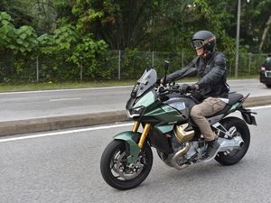Moto Guzzi V100 Mandello Meluncur, Tantang BMW GS hingga Ducati Multistrada