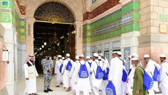 Saudi Berlakukan Denda dan Deportasi bagi Jemaah Haji Tanpa Izin
