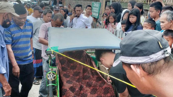 Penarik becak di Palembang ditemukan meninggal saat tunggu penumpang. (Foto: Istimewa)
