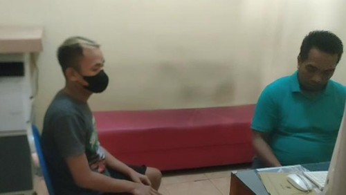 Pelaku pencurian kotak amal masjid sempat dipukul warga dibekuk polisi.