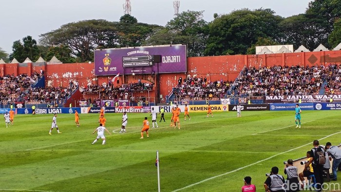 Persik vs Borneo FC