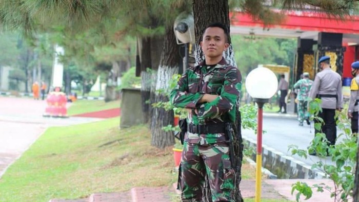 Personel Kodam I/BB Sersan Buntora Manalu yang dilaporkan melarikan mobil sopir taksi online. (Foto: Istimewa)