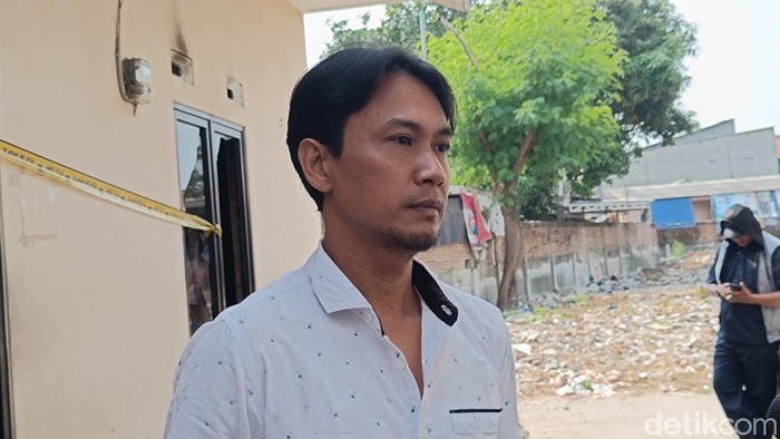 Saksi mata kasus suami bakar istri dan anak di Cakung (Rizki Adha Mahendra/detikcom)