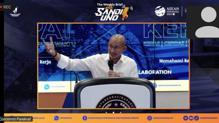 Tampilan gambar dari The Weekly Briefing with Sandi Uno yang digelar secara online pada Senin (3/7/2023) malam