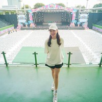 Begini pose haru sekaligus bangga Shani JKT48 di hari mengumumkan kelulusan. Its my turn, tulisnya.Foto: Instagram @jkt48shani