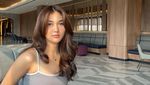 6 Gaya Sugesta Handayani yang Tampil Pede dengan Body Goals