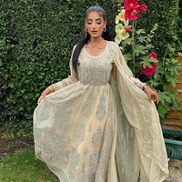 Sumaira sendiri diketahui seorang muslim. Baru-baru ini dia juga ikut merayakan Idul Adha. Foto: dok. Instagram/@sumzz.beauty