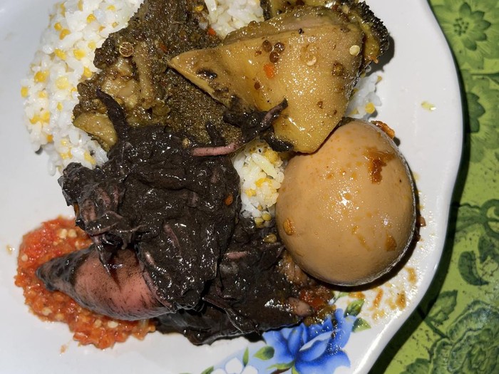 Tempat kuliner enak di Surabaya