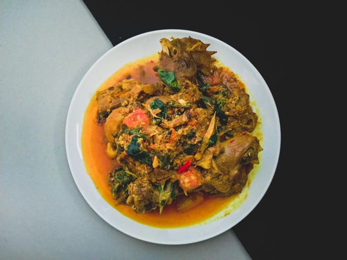 Tempat makan ayam woku enak di Jakarta