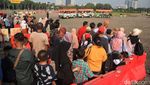 Anak Sekolah Masih Libur, Monas Ramai Meski di Hari Kerja