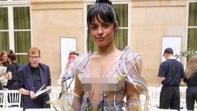 7 Gaya Camila Cabello Bak Kupu-kupu Pakai Baju Transparan, Banjir Kritik