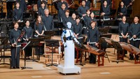 An android robot, EveR 6, is seen as it takes the conductors podium to lead a performance by South Koreas national orchestra, in Seoul, South Korea, June 30, 2023, in this handout picture. National Theater of Korea/Handout via REUTERS    THIS IMAGE HAS BEEN SUPPLIED BY A THIRD PARTY. MANDATORY CREDIT. NO RESALES. NO ARCHIVES