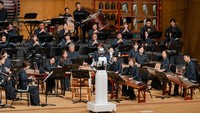 An android robot, EveR 6, is seen as it takes the conductors podium to lead a performance by South Koreas national orchestra, in Seoul, South Korea, June 30, 2023, in this handout picture. National Theater of Korea/Handout via REUTERS    THIS IMAGE HAS BEEN SUPPLIED BY A THIRD PARTY. MANDATORY CREDIT. NO RESALES. NO ARCHIVES