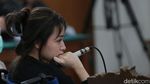 Pakai Kursi Roda, Eks Pacar Mario Bersaksi di Sidang Penganiayaan David