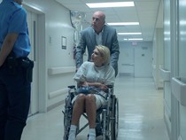 Sinopsis Trauma Center, Saat Nicky Whelan Jadi Saksi Kejahatan Polisi Korup