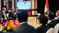 Ada tiga sektor prioritas yang ditawarkan Jokowi, mulai dari pengembangan mobil listrik, pengembangan energi hijau, hingga pembangunan Ibu Kota Negara (Nusantara) di Kalimantan Timur.  