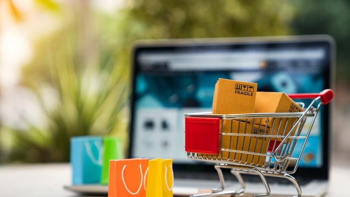 Illustrasi Belanja Online atau e-Commerce