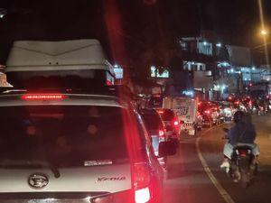 Penjelasan Polisi soal Kemacetan Parah di Puncak Malam Ini