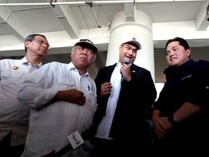 Menteri PUPR Basuki, Erick Thohir, dan Heru Budi Tinjau JIS
