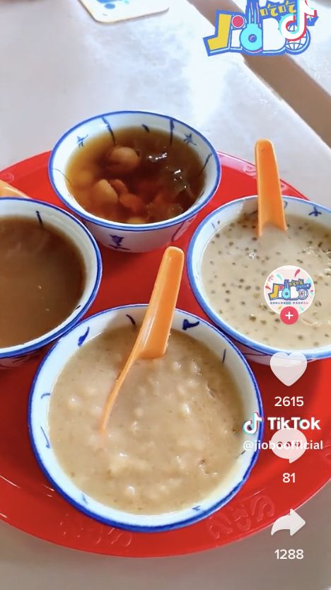 Murah! Bubur Manis Jualan Nenek di Singapura Ini Hanya 1 Dollar