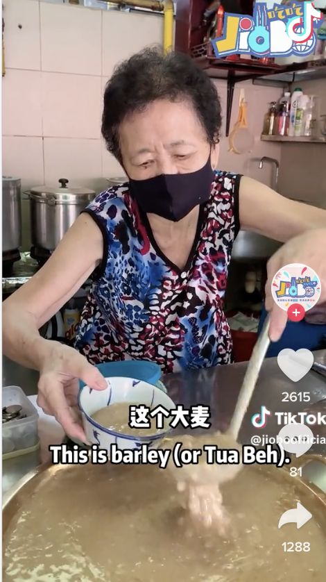 Murah! Bubur Manis Jualan Nenek di Singapura Ini Hanya 1 Dollar