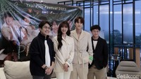Bersama Film dan Nanon, hadir juga sutradara My Precious yakni Napat Jitweerapat (paling kanan) dan Kanittha Kwanyu (paling kiri) dalam konferensi pers kemarin. (Foto: Atmi Ahsani Yusron/detikcom)