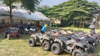 Di kawasan 18 hektar ini, traveler bisa main all terrain vehicle (ATV) sampai menginap di hotelnya. Namanya adalah Nusa Edu Park di Aston Priority Simatupang Hotel & Conference Center.