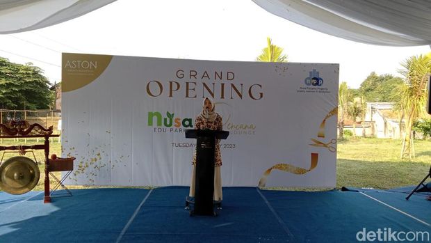 Nusa Edu Park dan Kencana Lounge di Aston Priority Simatupang Hotel & Conference Center