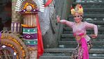 Parade Tari Joged Bumbung di Bali