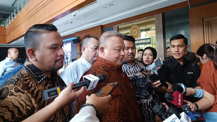 Plt Sekjen NasDem hadiri sidang Johnny G Plate (Wilda-detikcom)