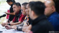 Rihana dan Rihani baru saja ditangkap di M Town Residence Gading Serpong oleh tim Resmob Polda Metro Jaya. 