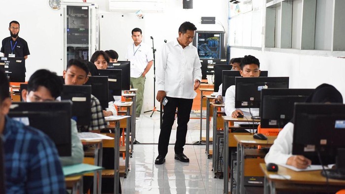 Seleksi Mandiri Masuk Perguruan Tinggi Negeri (SMM PTN-BARAT) 2023.