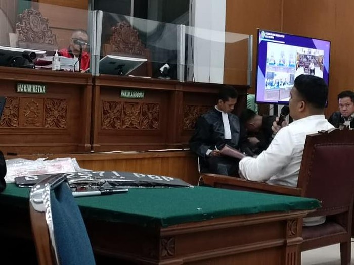 Shane Lukas Menangis di Sidang Ngaku Menyesal (Mulia Budi-detikcom)