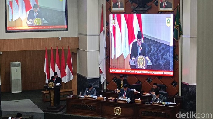 Sidang paripurna DPRD Bogor (Rizky Adha Mahendra/detikcom)