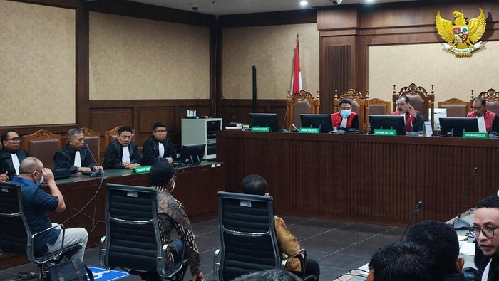 Sidang Terdakwa Kasus Korupsi BTS 4G (4/7)