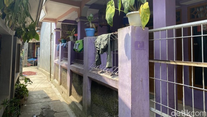 Suasana lingkungan tempat pencurian CD di Sukabumi