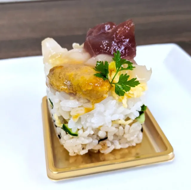Sushi cake di Jepang
