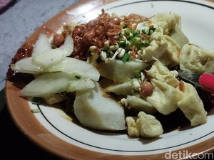 Tahu Lontong Mbah Marno, Kuliner Legendaris Kota Blitar yang Bikin Kangen
