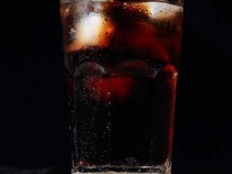 Menyoal Klorat, Kandungan Kimia Penyebab Coca-Cola di Eropa Disetop Sementara