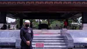 Wisata dan Ziarah ke Makam Bung Karno di Blitar