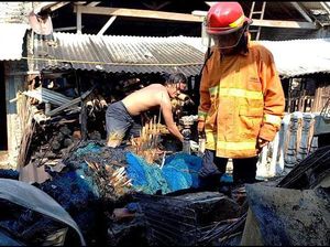 Sejumlah Warung Makan di Probolinggo Hangus Terbakar, Kerugian Rp 300 Juta