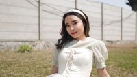 Bunga Reyza bukan belum siap untuk terkenal, tapi lebih kaget dan sedang menyesuaikan diri akan kehidupannya sekarang. (Foto: dok Instagram)