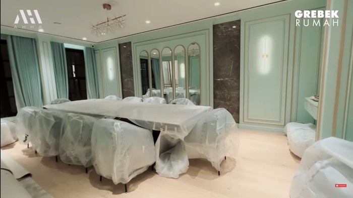 Dapur di rumah Nagita Slavina Dapur di rumah Nagita Slavina
