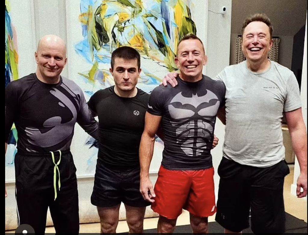 Elon Musk latihan UFC