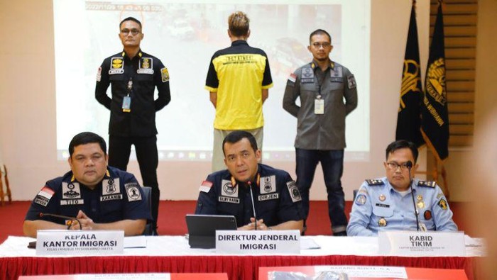 Imigrasi Bandara Soetta tangkap WN Italia pelaku TPPO